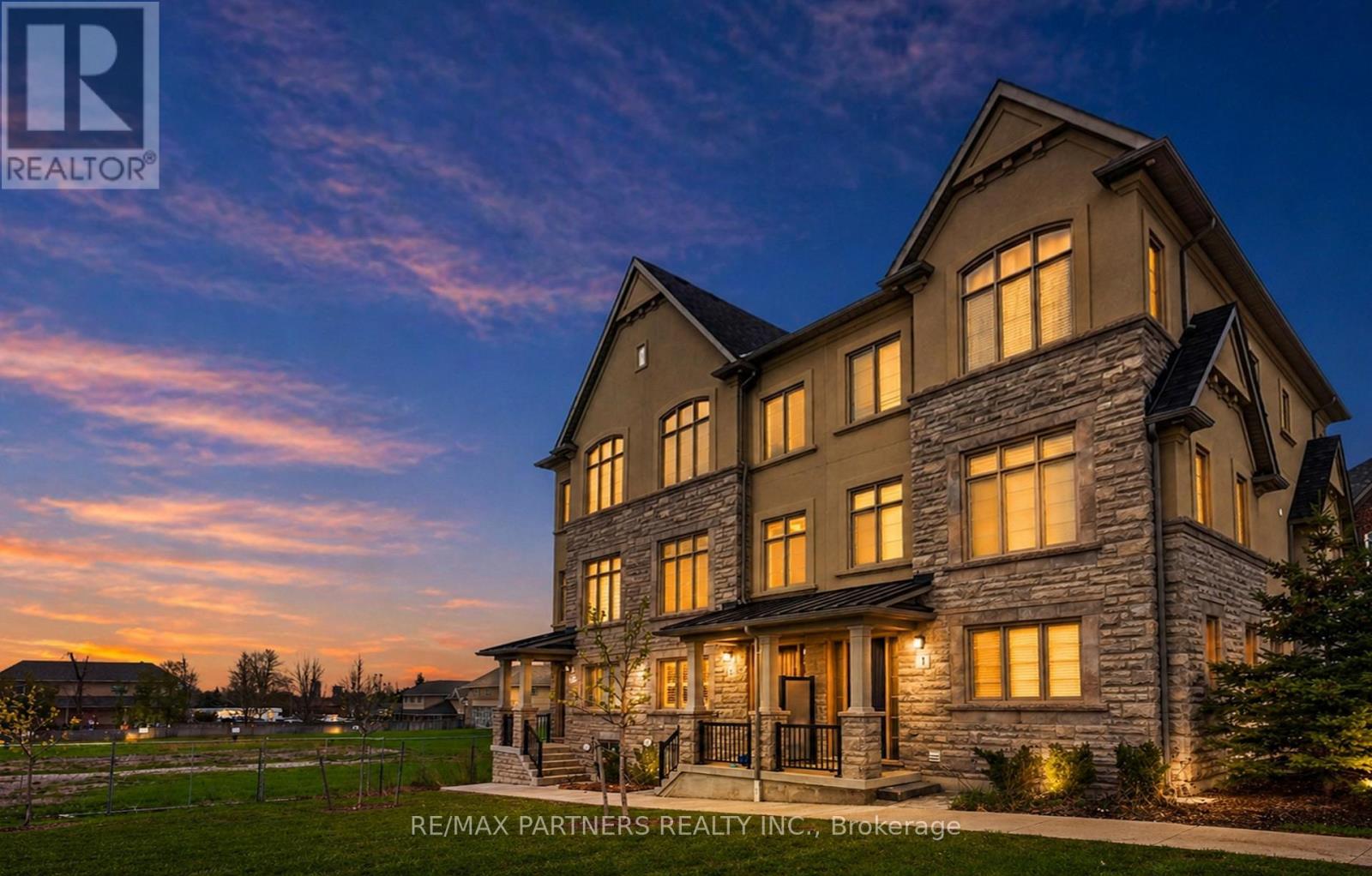 3 Fernhill Lane, Markham, Ontario  L6C 0Y5 - Photo 37 - N13100454