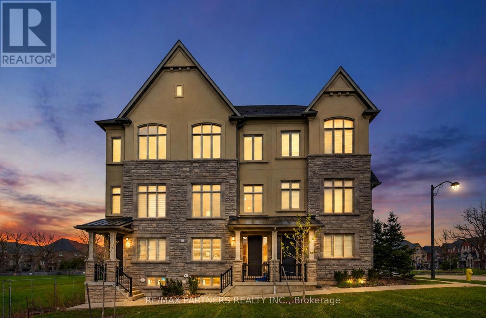 3 Fernhill Lane, Markham, Ontario  L6C 0Y5 - Photo 38 - N13100454
