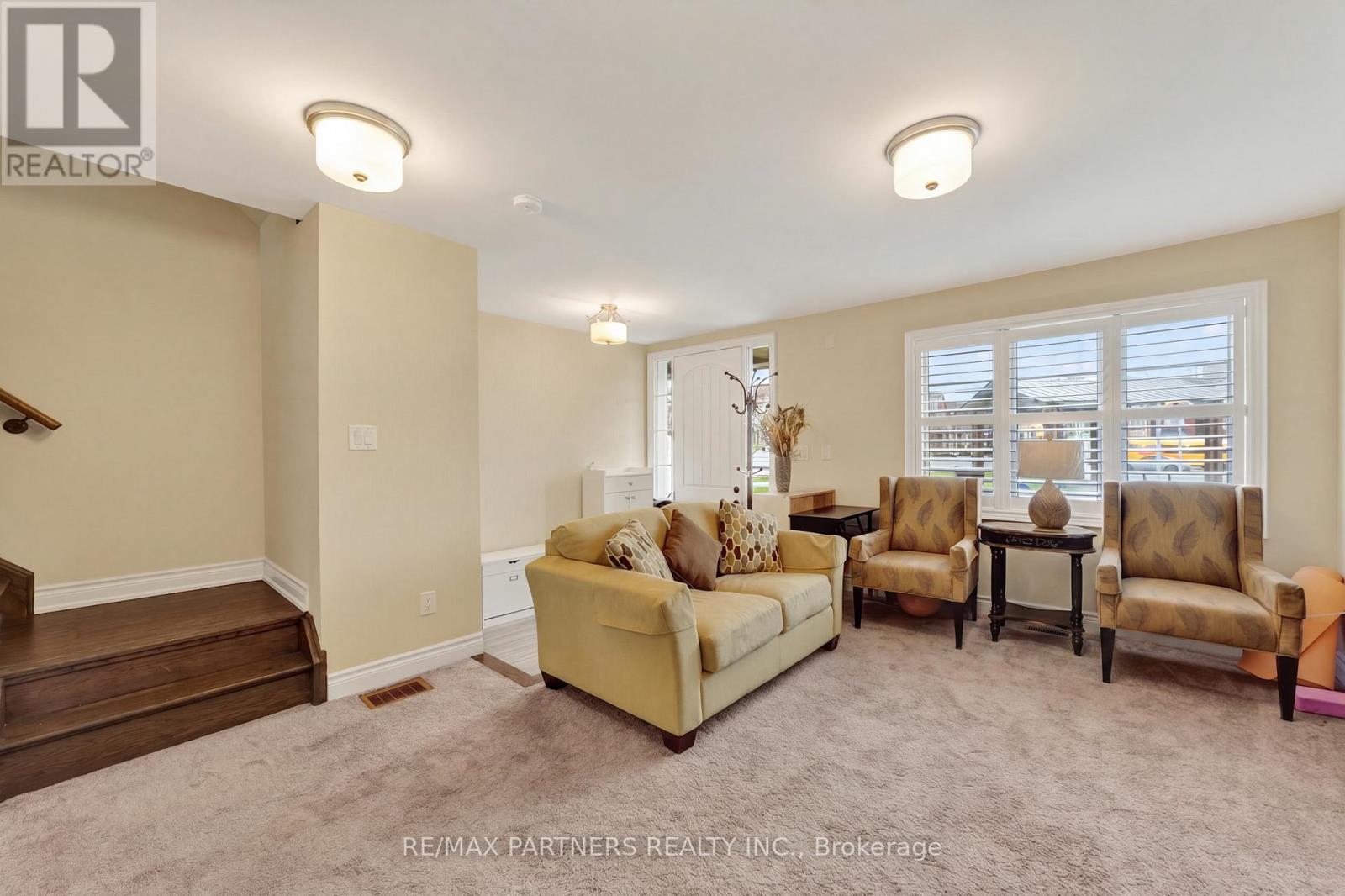 3 Fernhill Lane, Markham, Ontario  L6C 0Y5 - Photo 6 - N13100454