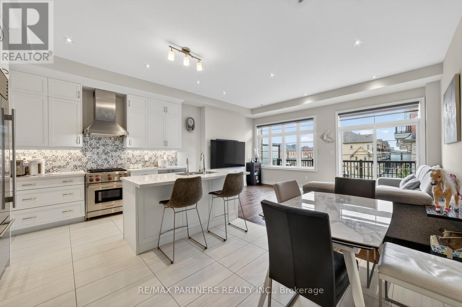 3 Fernhill Lane, Markham, Ontario  L6C 0Y5 - Photo 8 - N13100454