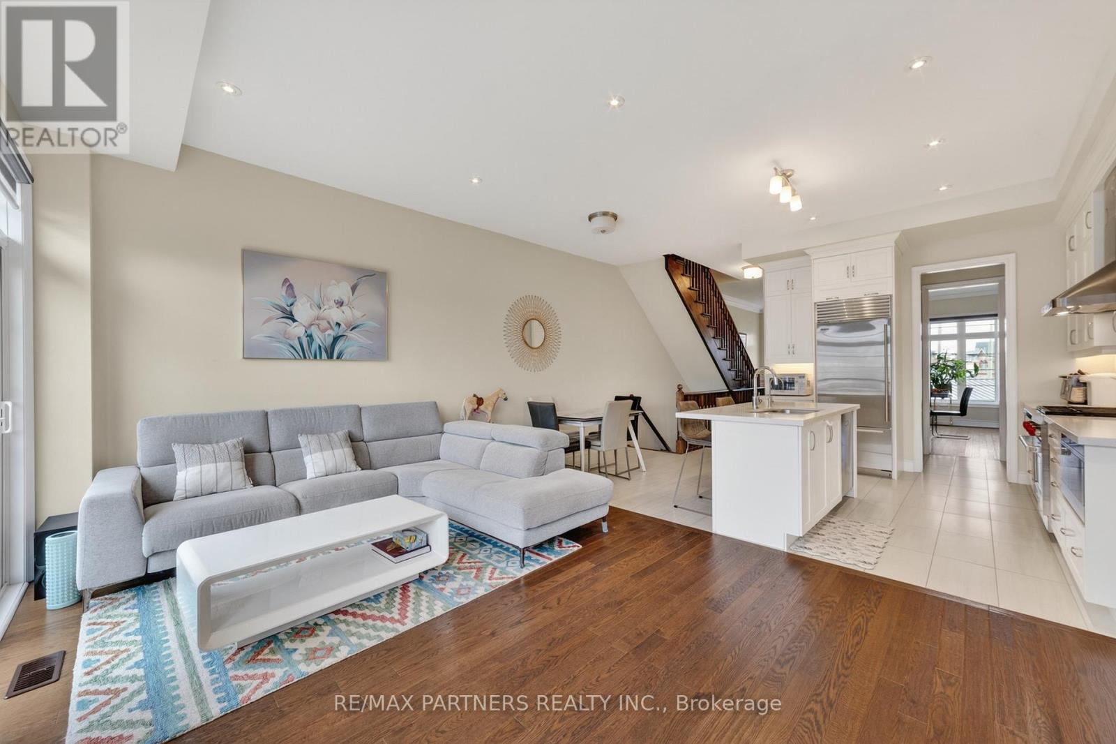 3 Fernhill Lane, Markham, Ontario  L6C 0Y5 - Photo 9 - N13100454