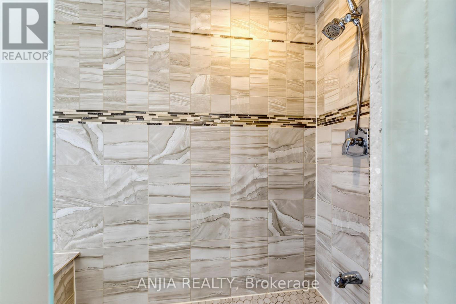 54 Stoneheath Crescent, Markham (Cachet), Ontario  L6C 2K9 - Photo 23 - N13100542