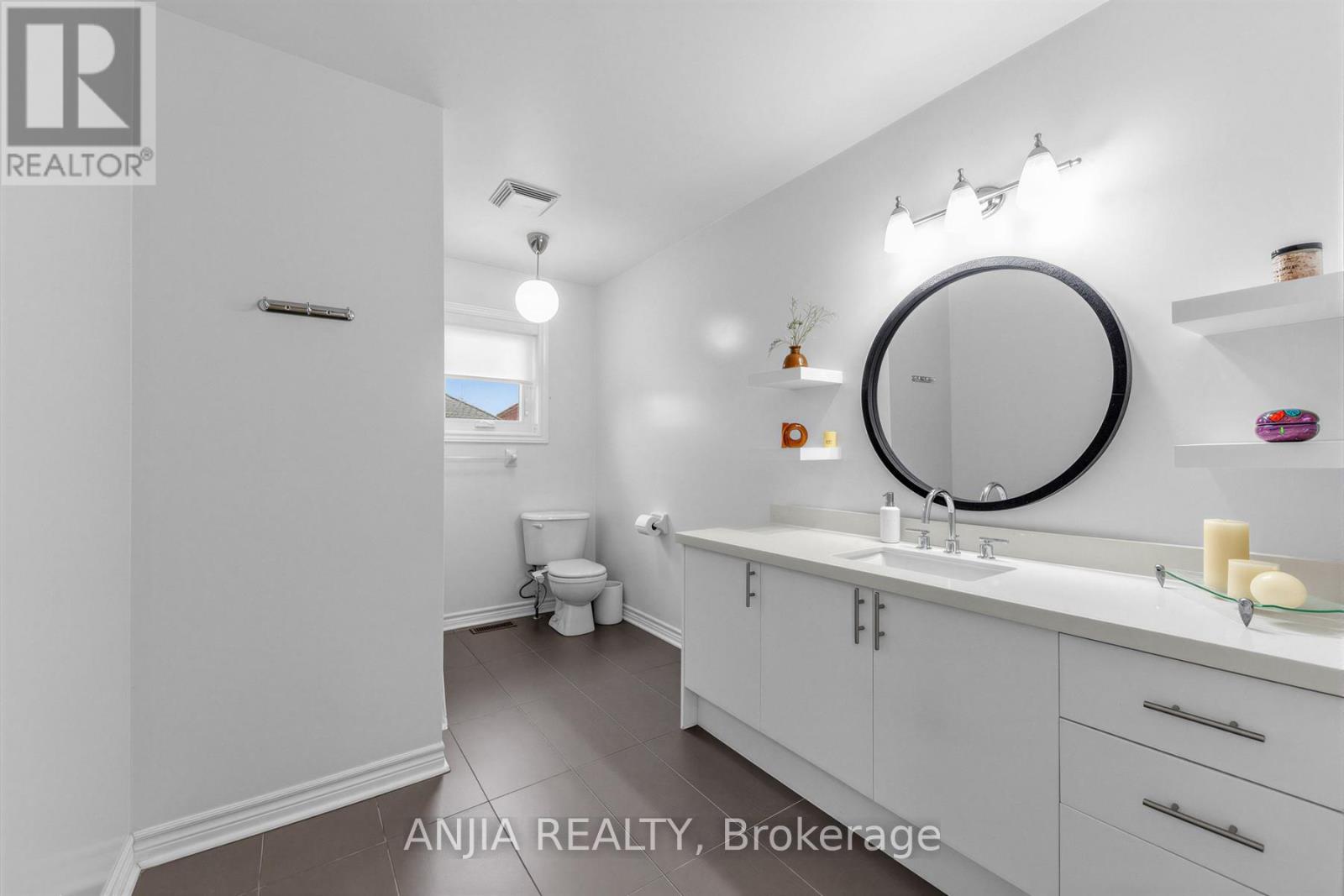 54 Stoneheath Crescent, Markham (Cachet), Ontario  L6C 2K9 - Photo 27 - N13100542