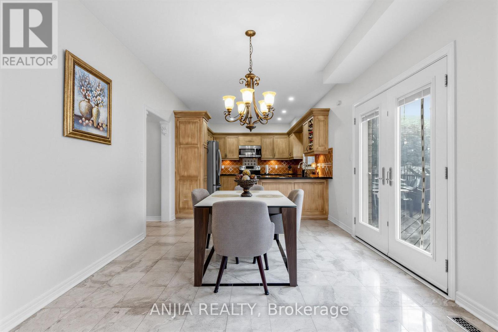 54 Stoneheath Crescent, Markham (Cachet), Ontario  L6C 2K9 - Photo 8 - N13100542