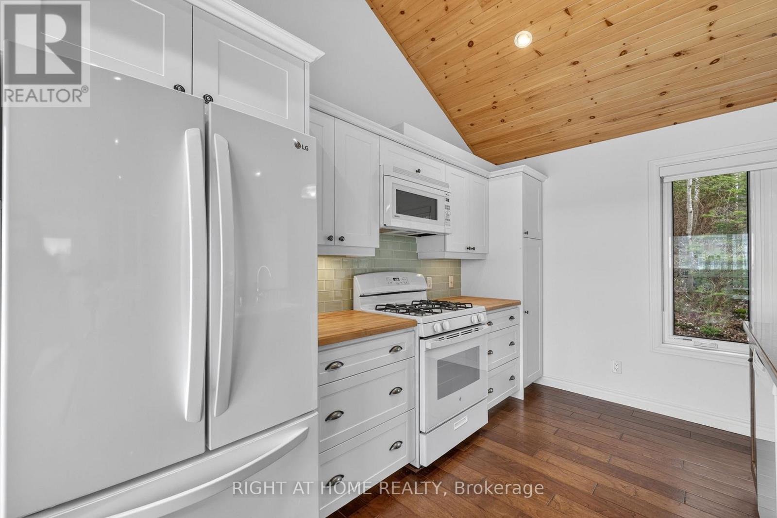 442 Silver Birch Drive, Tiny, Ontario  L9M 0M5 - Photo 13 - S13100612
