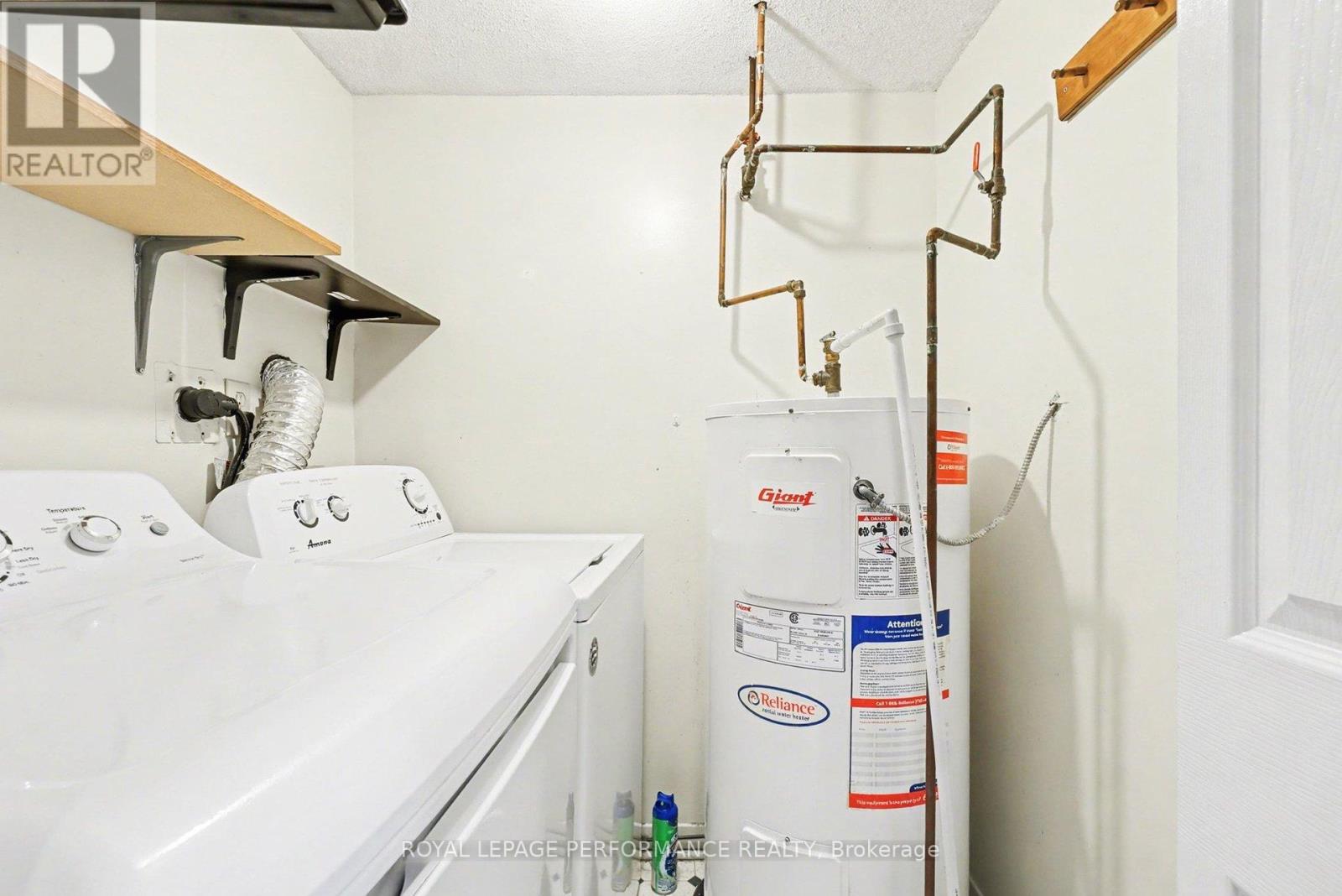 402 - 1440 Heron Road, Ottawa, Ontario  K1V 0X2 - Photo 17 - X12995928