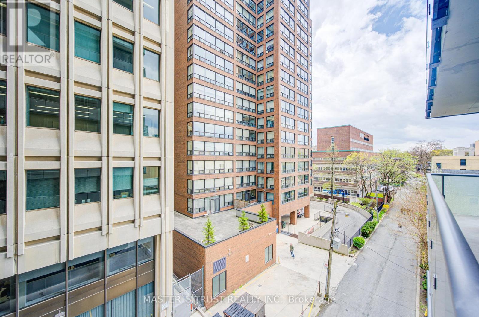310 - 57 St Joseph Street, Toronto, Ontario  M5S 0C5 - Photo 13 - C12791890