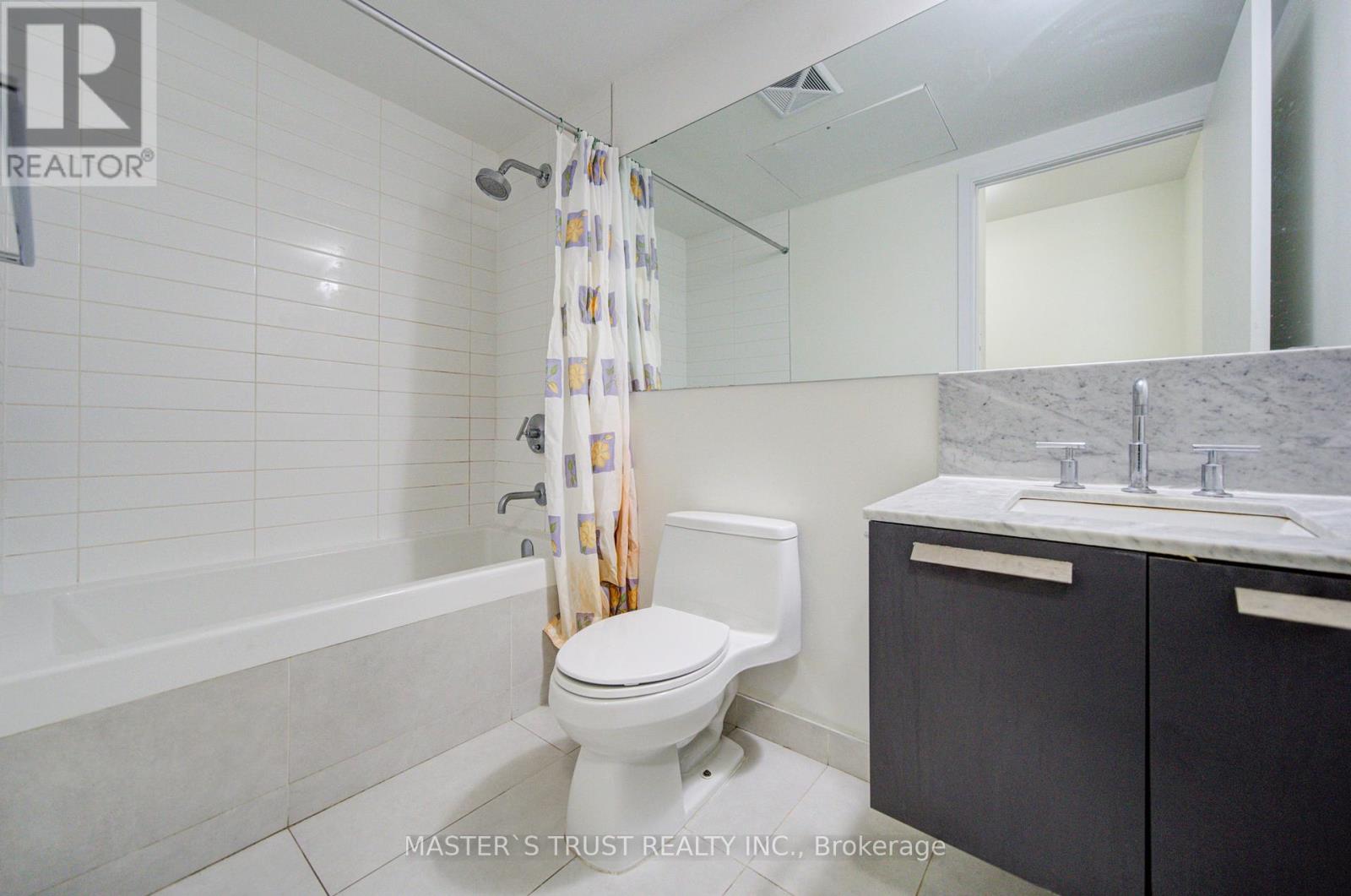 310 - 57 St Joseph Street, Toronto, Ontario  M5S 0C5 - Photo 7 - C12791890