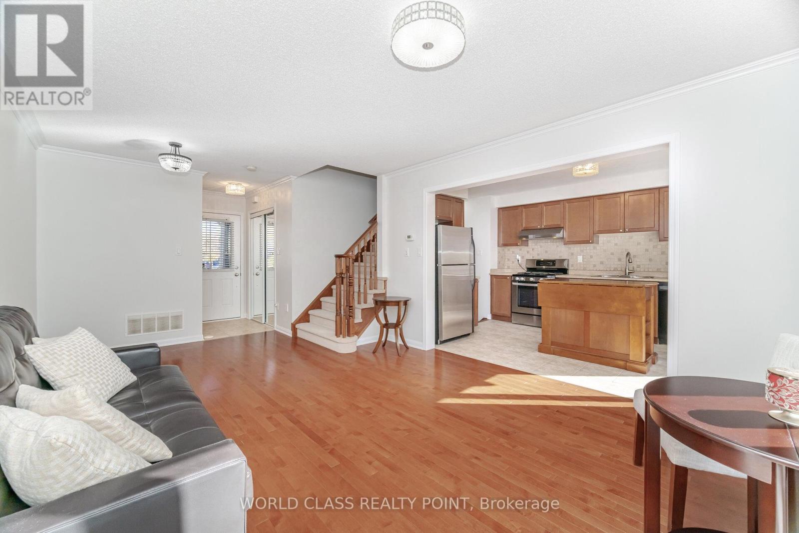 834 Herman Way, Milton, Ontario  L9T 2C4 - Photo 6 - W13100452