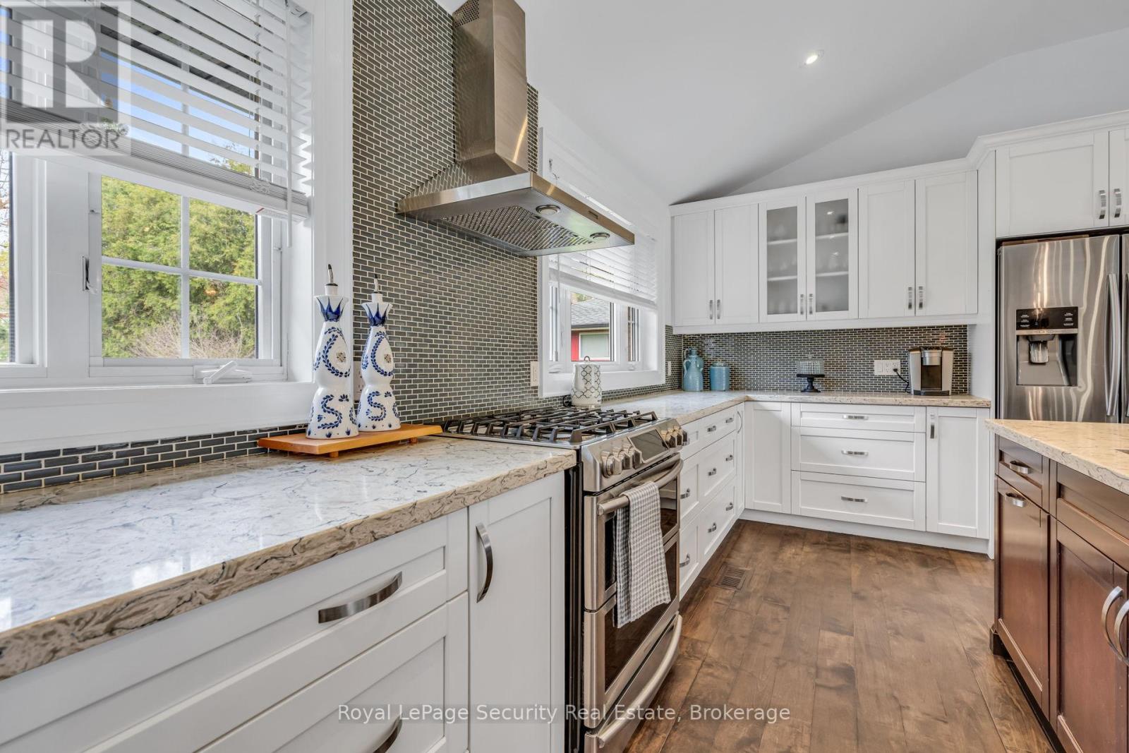 11310 Trafalgar Road, Halton Hills, Ontario  L7G 4S5 - Photo 15 - W13100502