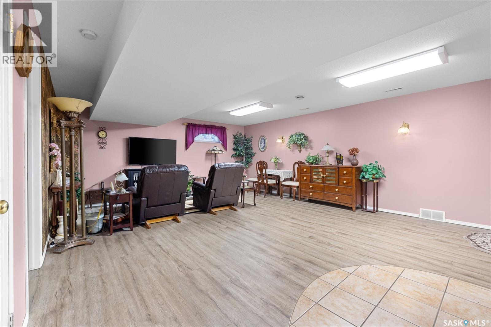 346 Halifax Street, Regina, Saskatchewan  S4R 1T2 - Photo 17 - SK035379