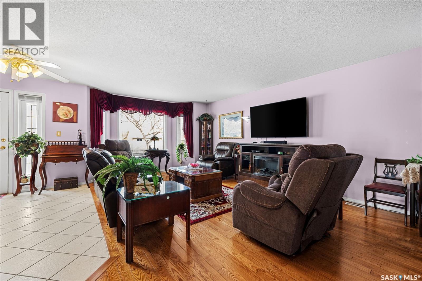 346 Halifax Street, Regina, Saskatchewan  S4R 1T2 - Photo 6 - SK035379