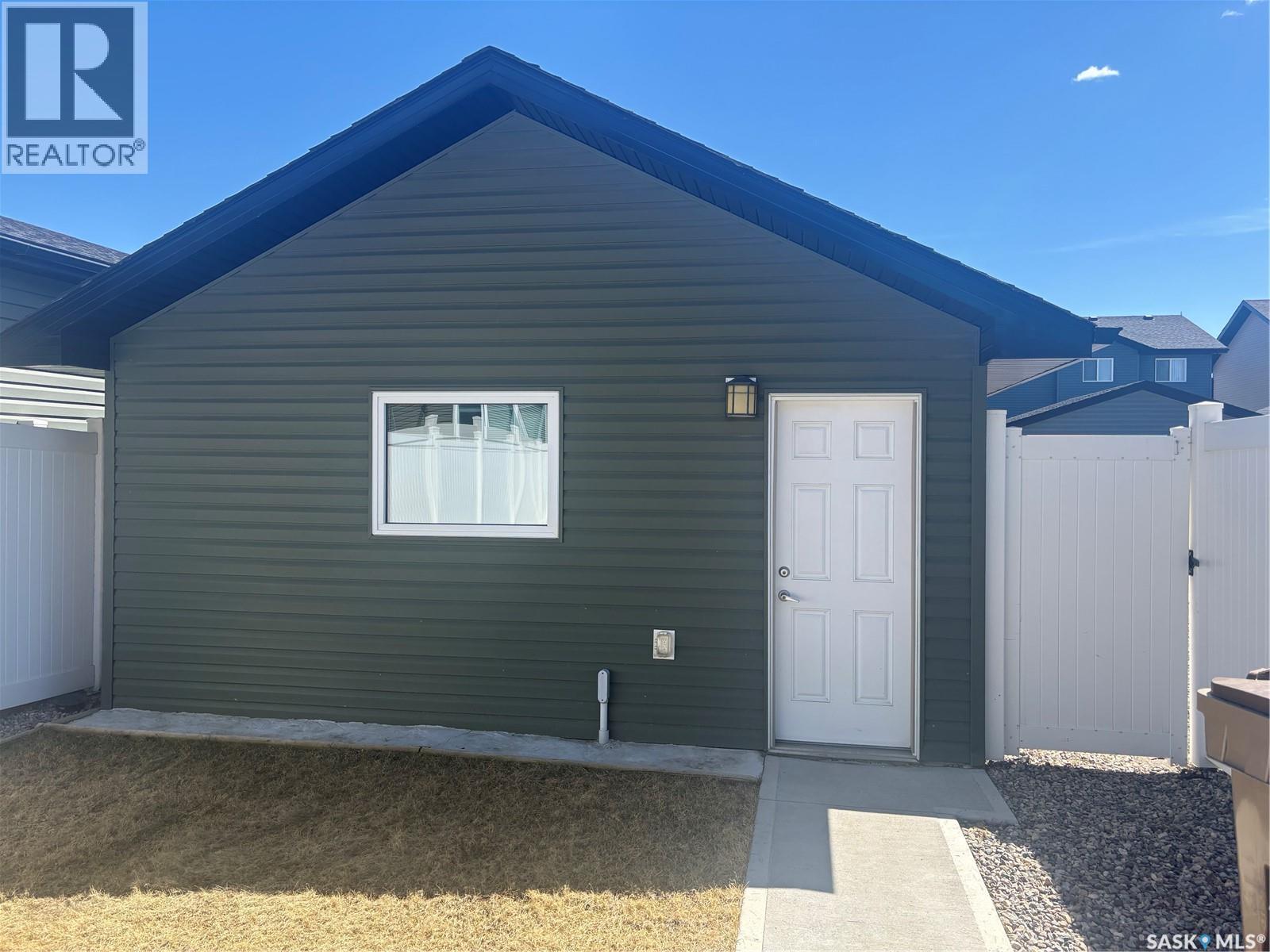 4501 Green Poplar Lane E, Regina, Saskatchewan  S4V 3A5 - Photo 17 - SK035304