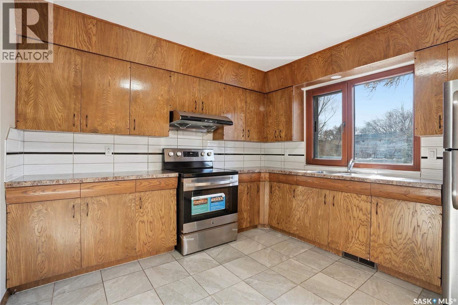 1806 Arlington Avenue, Saskatoon, Saskatchewan  S7H 2Y7 - Photo 17 - SK034858