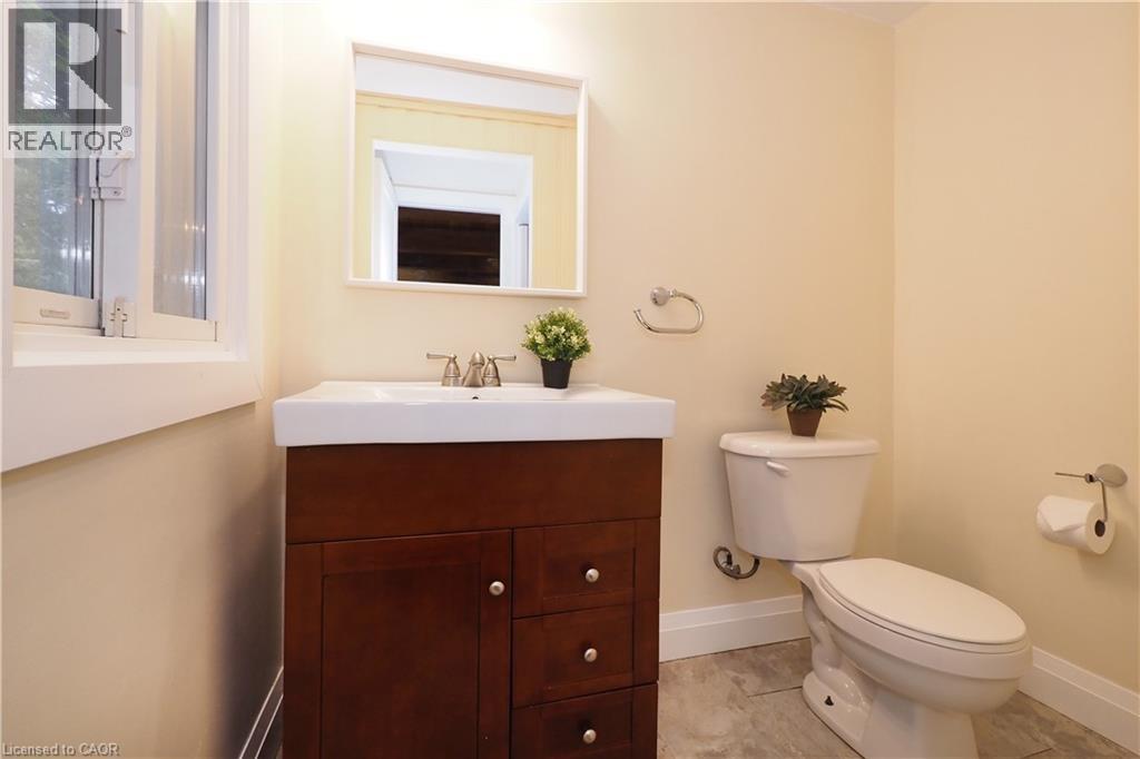 163 Pinegrove Crescent, Waterloo, Ontario  N2L 4T9 - Photo 20 - 40828022