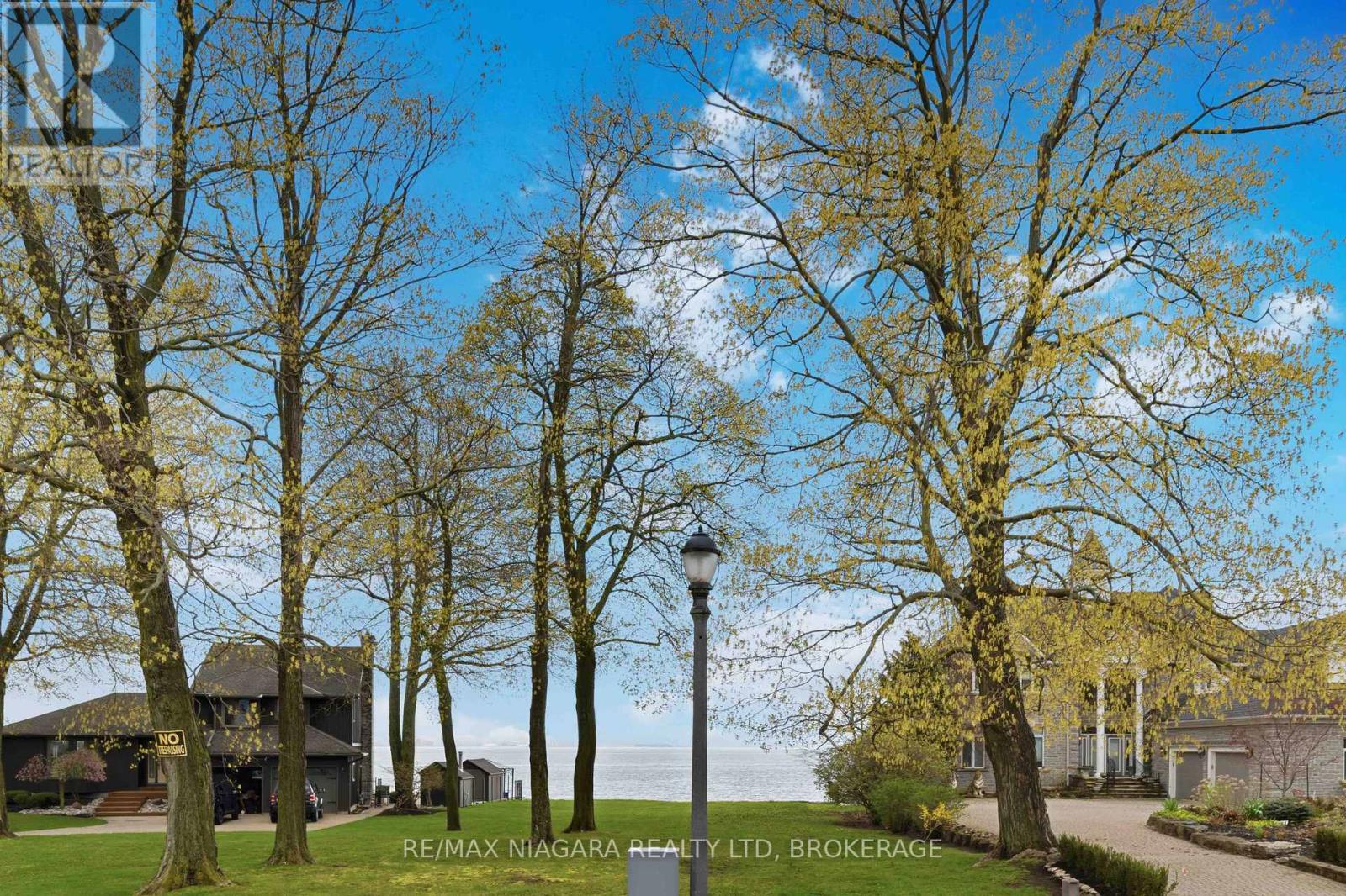 696 Lakeshore Road, Fort Erie, Ontario  L2A 1C1 - Photo 18 - X13099538