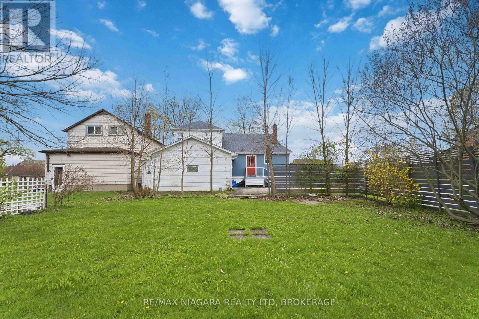 696 Lakeshore Road, Fort Erie, Ontario  L2A 1C1 - Photo 21 - X13099538