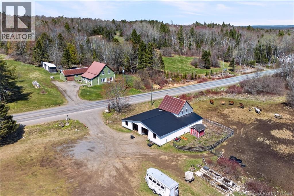 1602 Route 635, Harvey