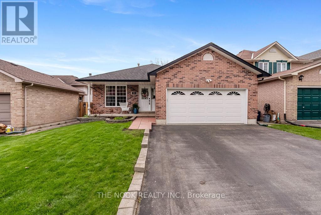 117 Mcfeeters Crescent, Clarington, Ontario  L1C 4K6 - Photo 1 - E13100668