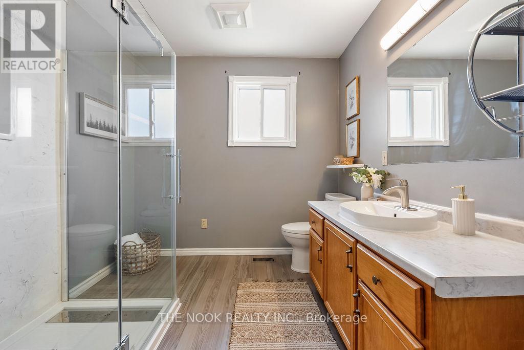 117 Mcfeeters Crescent, Clarington, Ontario  L1C 4K6 - Photo 26 - E13100668