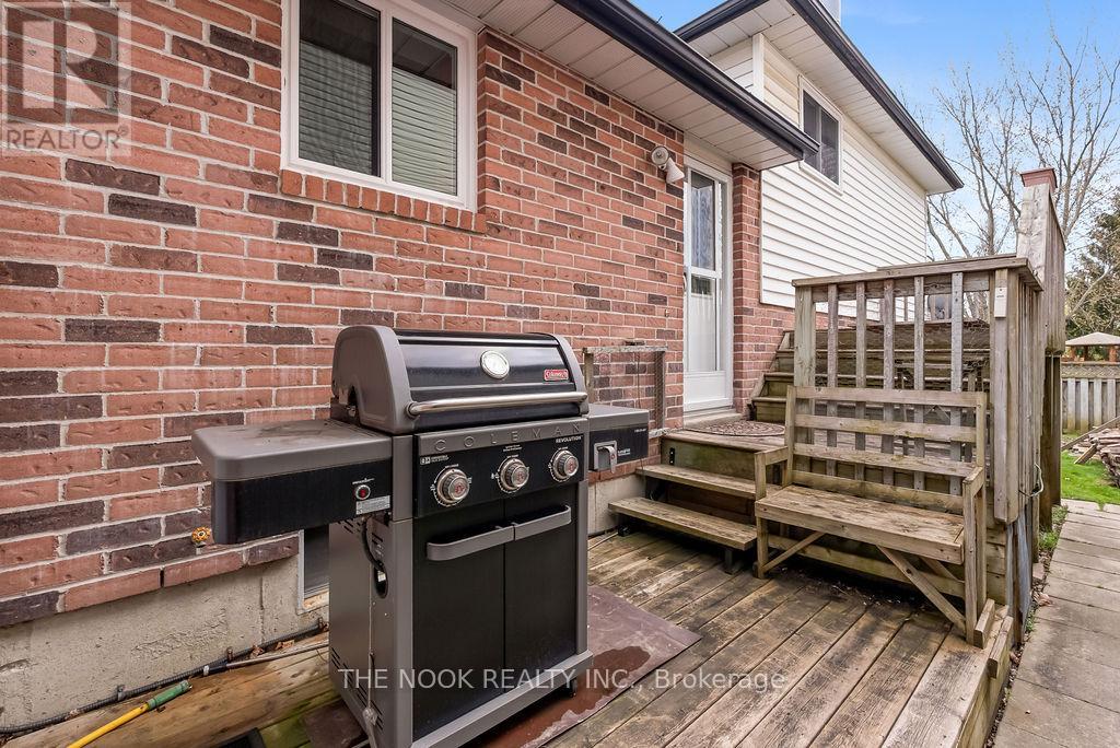117 Mcfeeters Crescent, Clarington, Ontario  L1C 4K6 - Photo 44 - E13100668