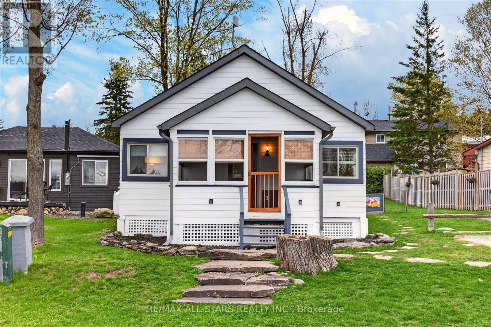 2 Elder Street, Kawartha Lakes, Ontario  K0M 1L0 - Photo 2 - X13100646