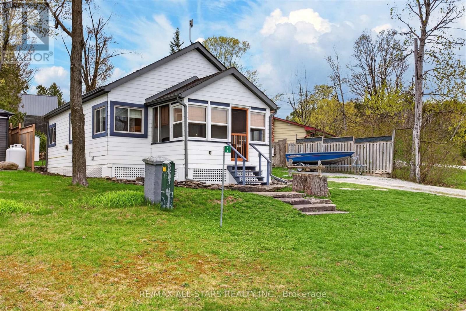 2 Elder Street, Kawartha Lakes, Ontario  K0M 1L0 - Photo 3 - X13100646