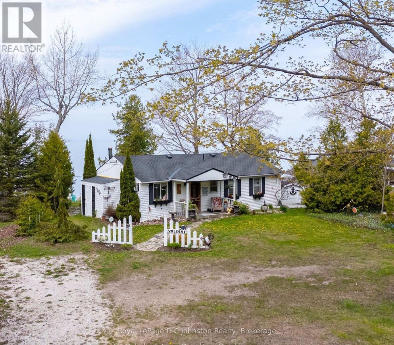 305 Bruce Rd 13, Native Leased Lands, Ontario  N0H 2L0 - Photo 2 - X13100672