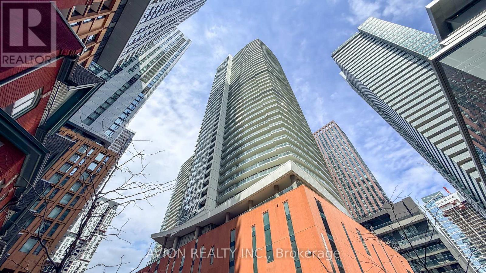 3510 - 21 Widmer Street, Toronto, Ontario  M5V 0B8 - Photo 2 - C13100620