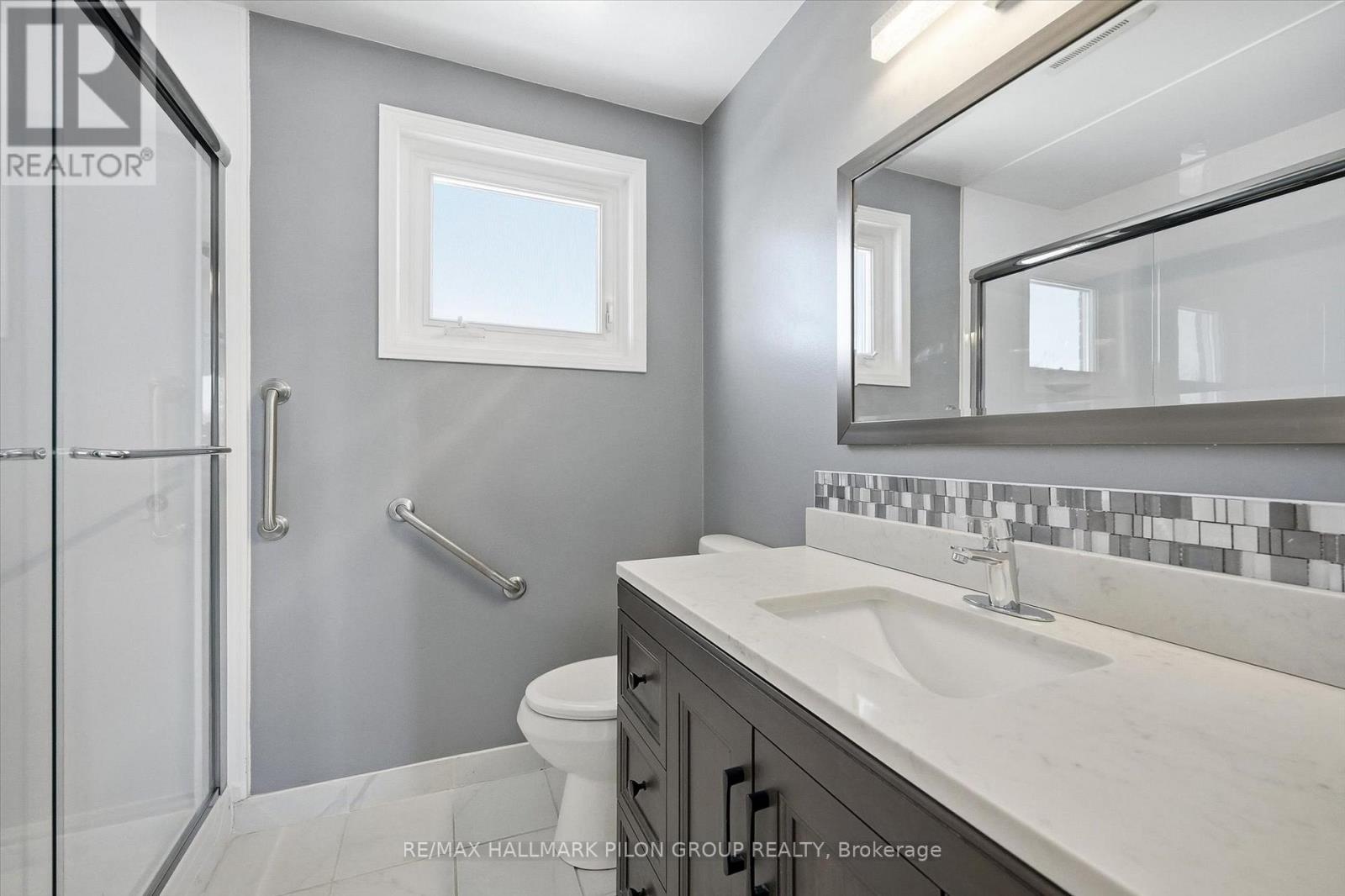 1354 Mountainside Crescent, Ottawa, Ontario  K1E 3G5 - Photo 16 - X13100664