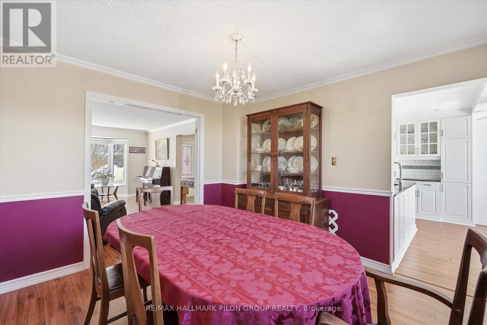 1354 Mountainside Crescent, Ottawa, Ontario  K1E 3G5 - Photo 8 - X13100664