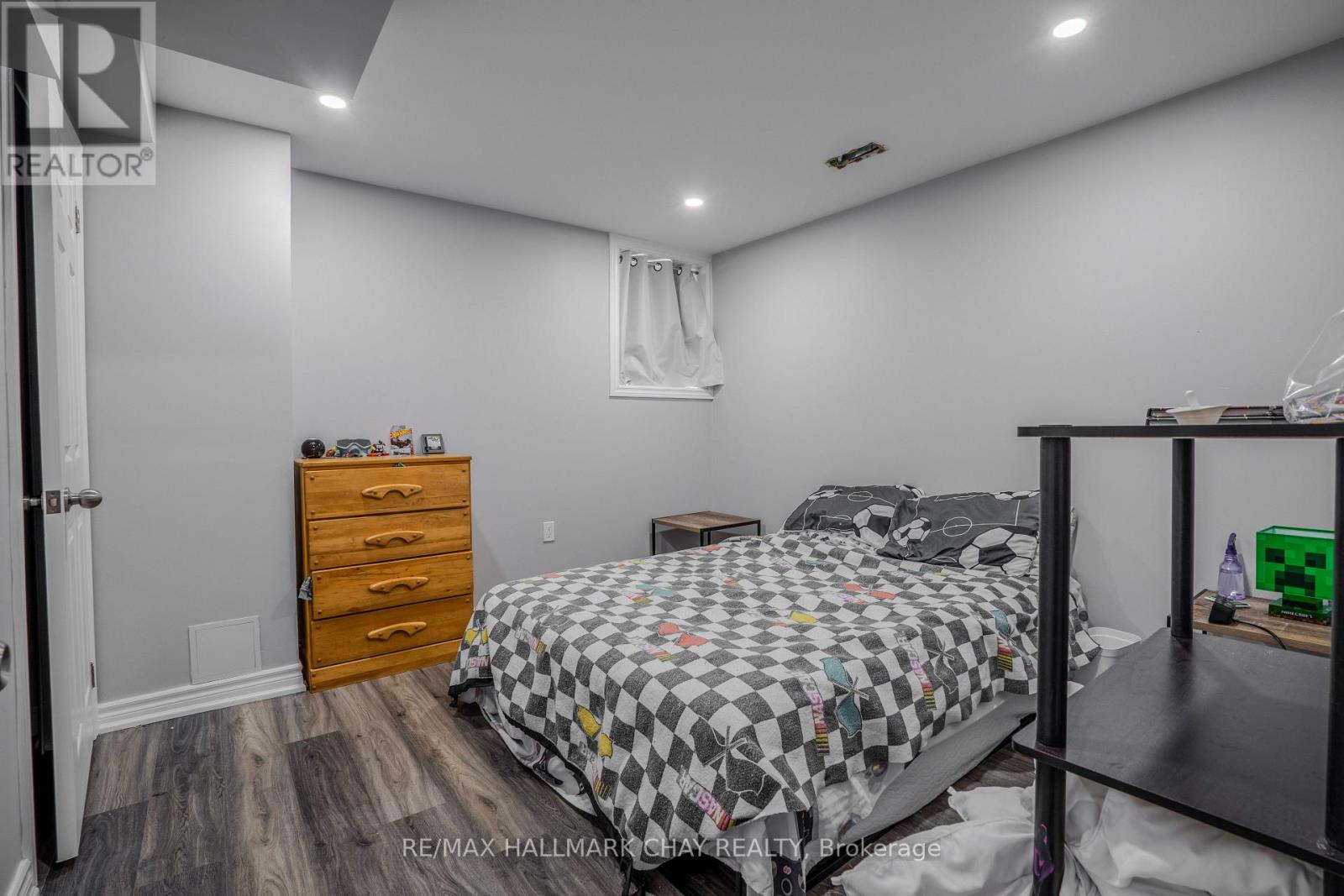 Lower - 19 Julie Street, Essa (Angus), Ontario  L0M 1B3 - Photo 12 - N13100642