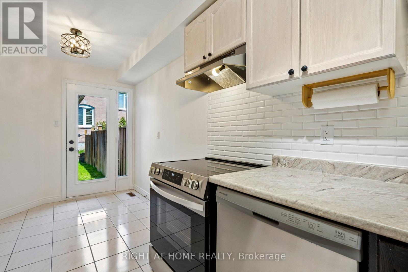 80 Wetherby Circle, Markham (German Mills), Ontario  L3T 7R8 - Photo 40 - N13100662
