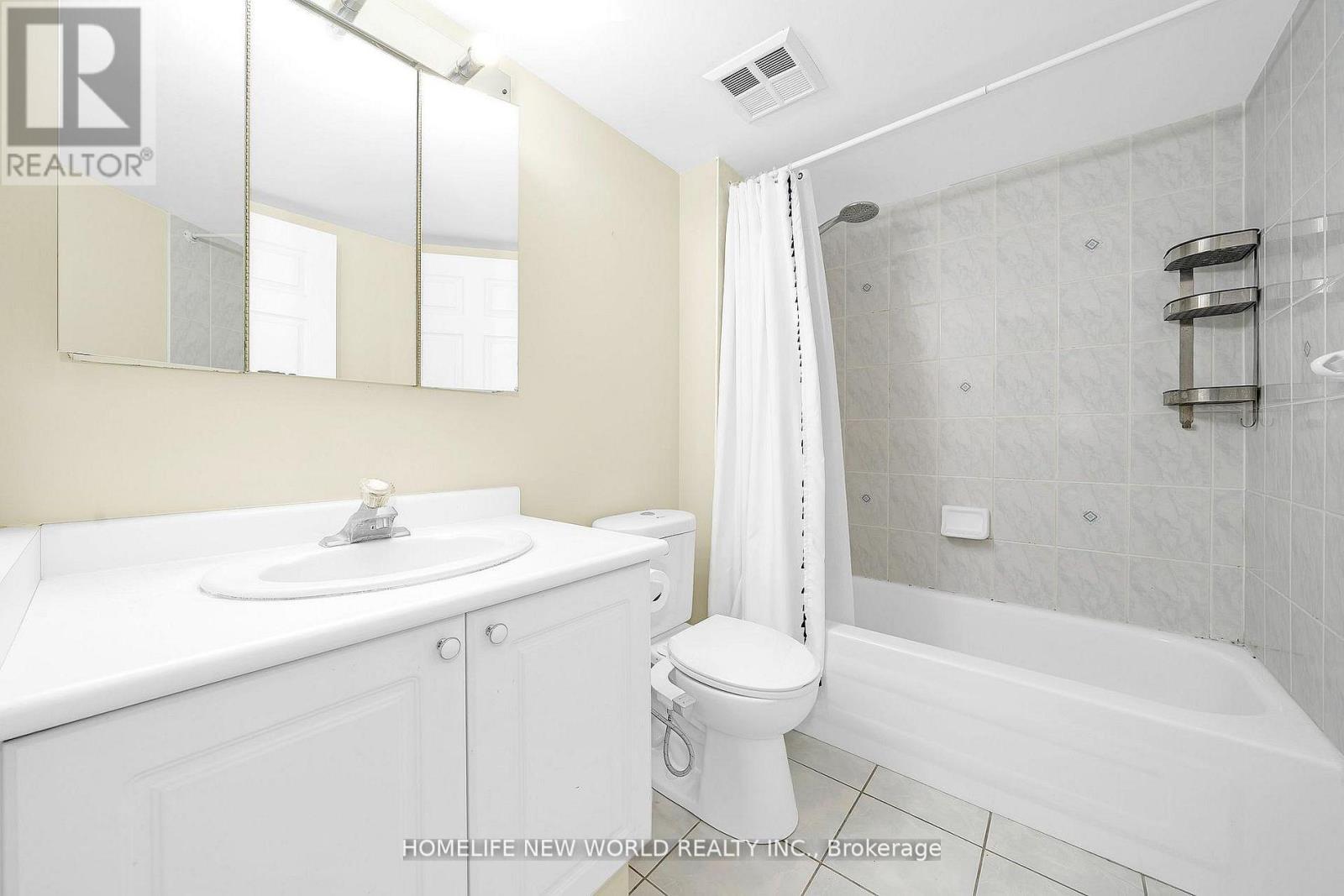 105 - 3 Ellesmere Street, Richmond Hill, Ontario  L4B 4N2 - Photo 7 - N13100674