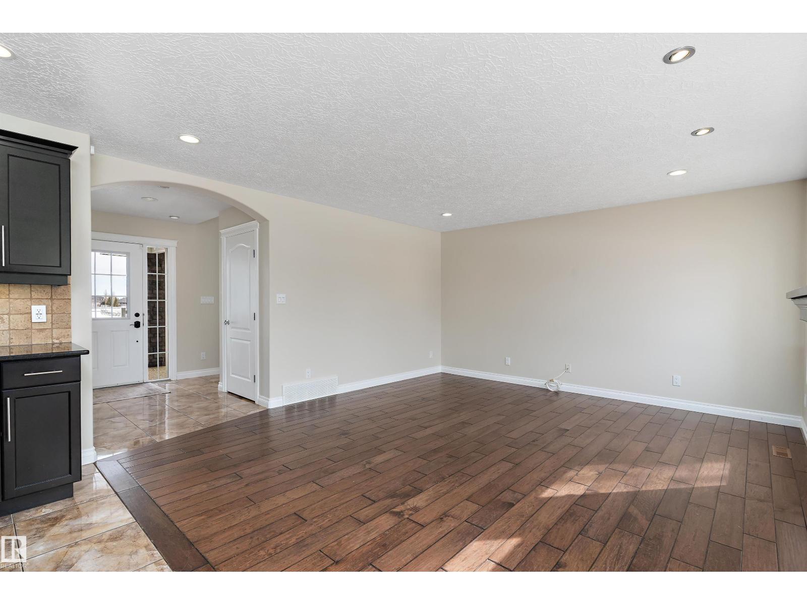 231 Greenfield Wy, Fort Saskatchewan, Alberta  T8L 0B3 - Photo 9 - E4480848