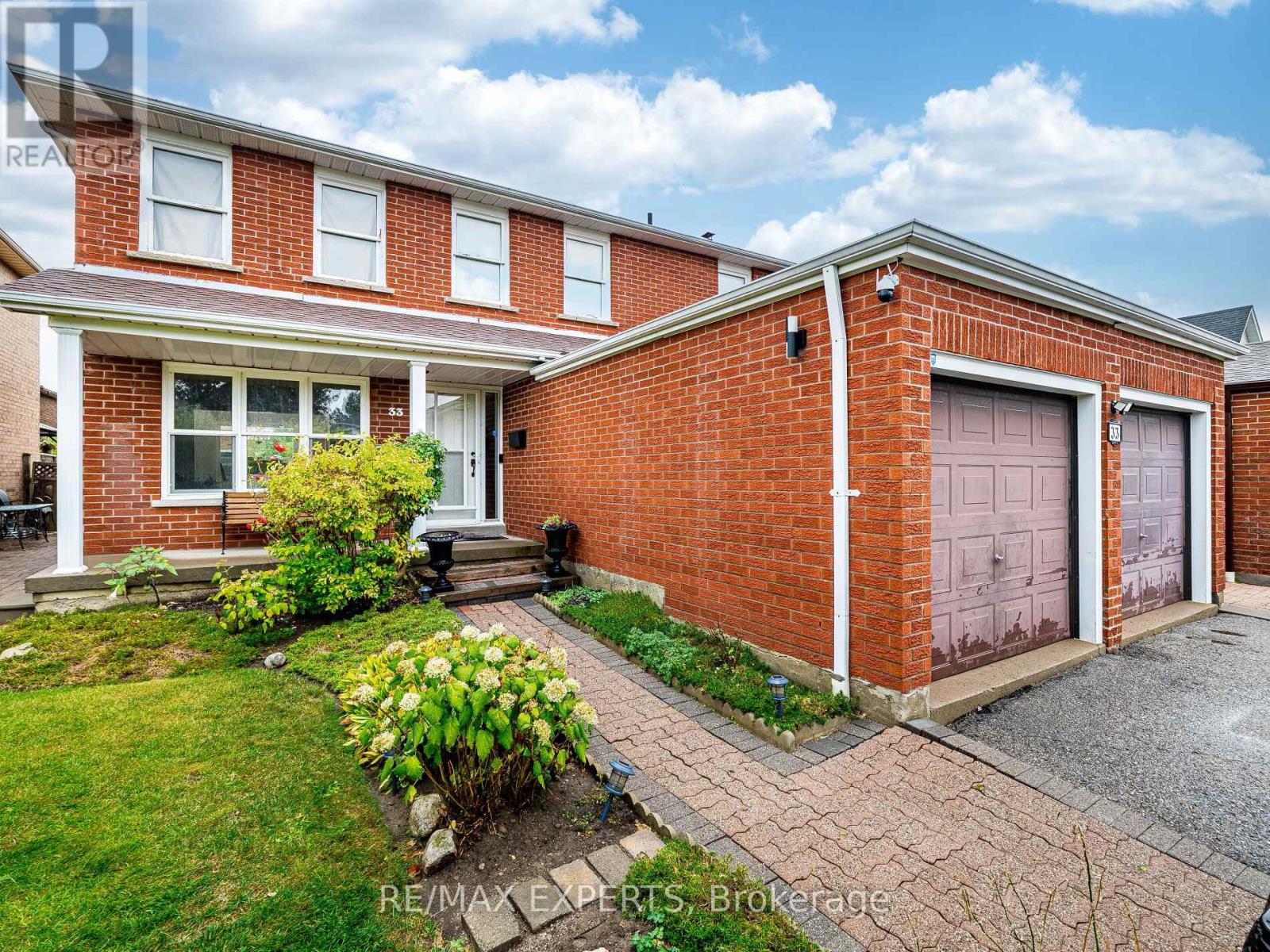 33 Nipissing Crescent, Brampton (Westgate), Ontario  L6S 5A4 - Photo 2 - W13100624