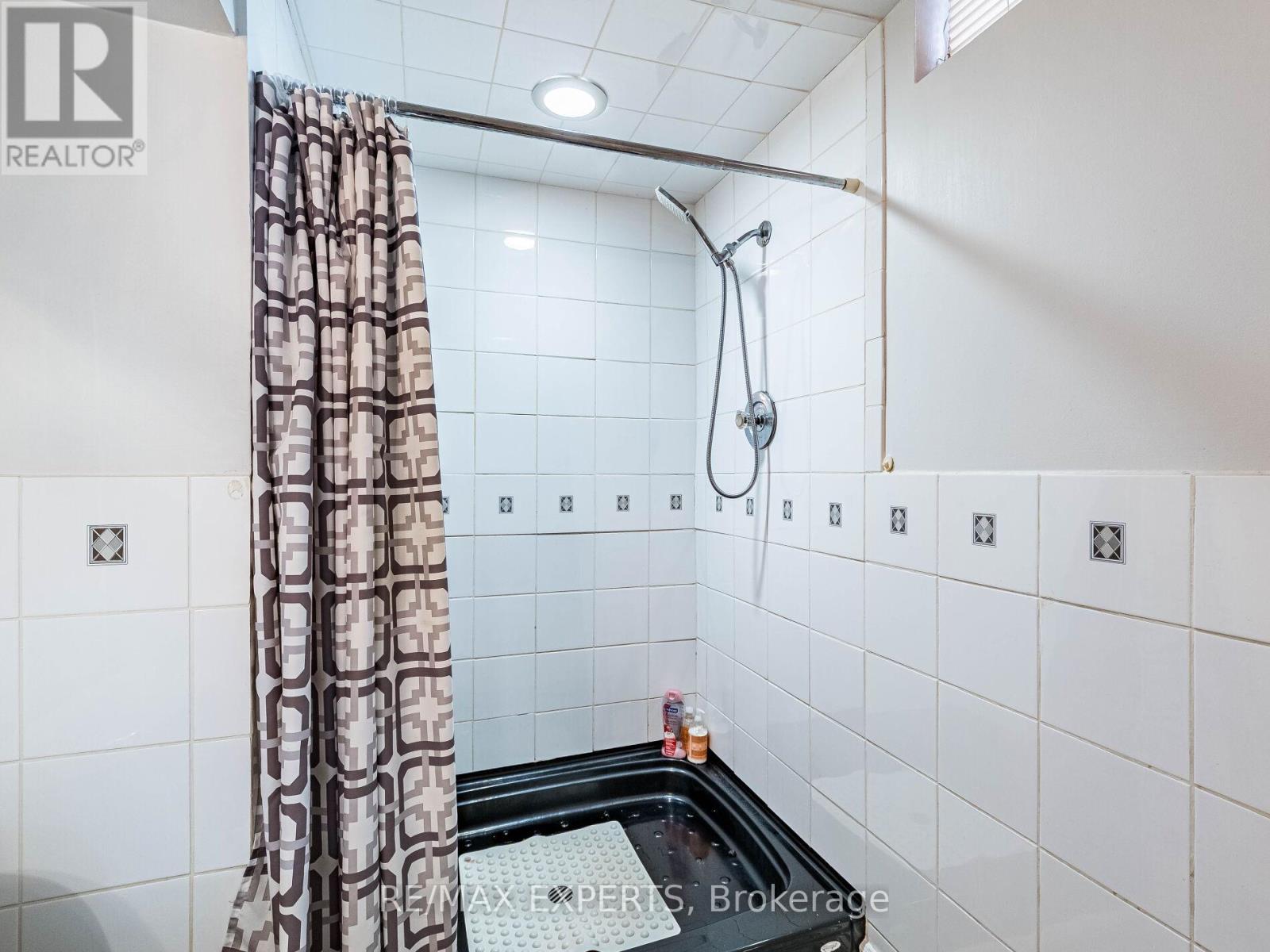 33 Nipissing Crescent, Brampton (Westgate), Ontario  L6S 5A4 - Photo 41 - W13100624