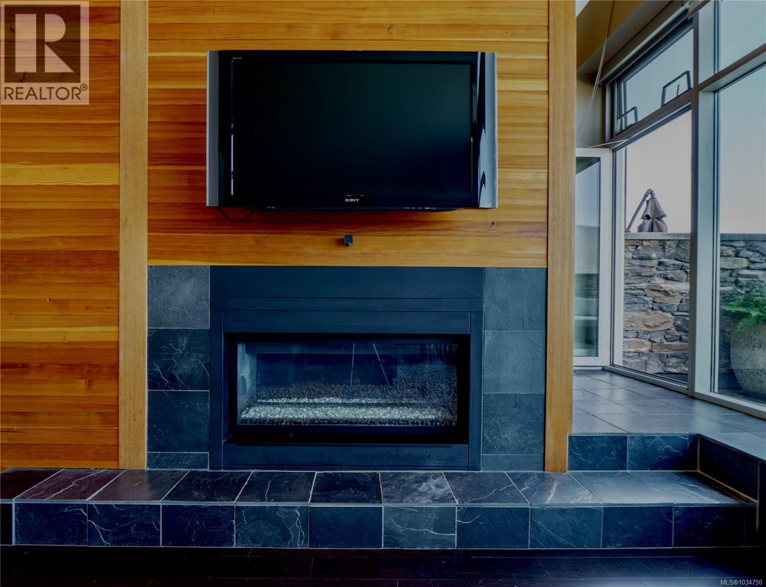 305 368 Main St, Tofino, British Columbia  V0R 3A0 - Photo 41 - 1034750