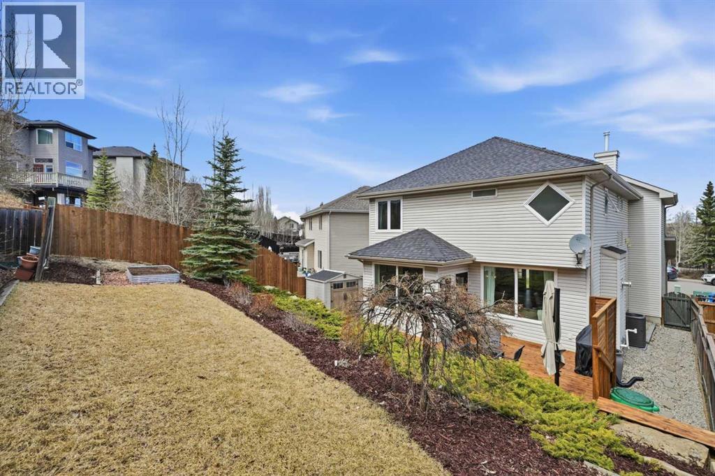 15 Valley Stream Manor Nw, Calgary, Alberta  T3B 5V9 - Photo 41 - A2307956