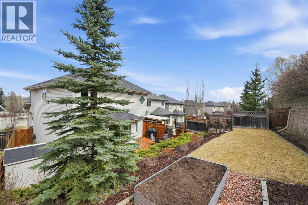15 Valley Stream Manor Nw, Calgary, Alberta  T3B 5V9 - Photo 37 - A2307956