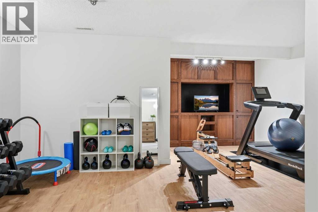 15 Valley Stream Manor Nw, Calgary, Alberta  T3B 5V9 - Photo 31 - A2307956