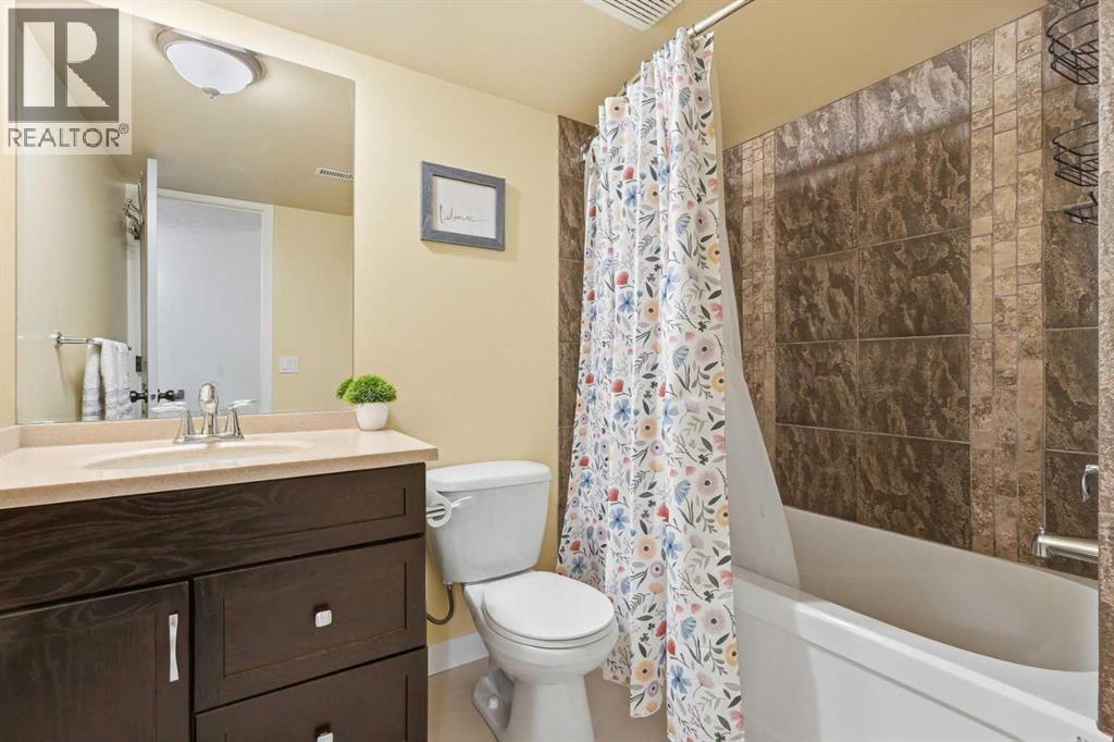 15 Valley Stream Manor Nw, Calgary, Alberta  T3B 5V9 - Photo 36 - A2307956