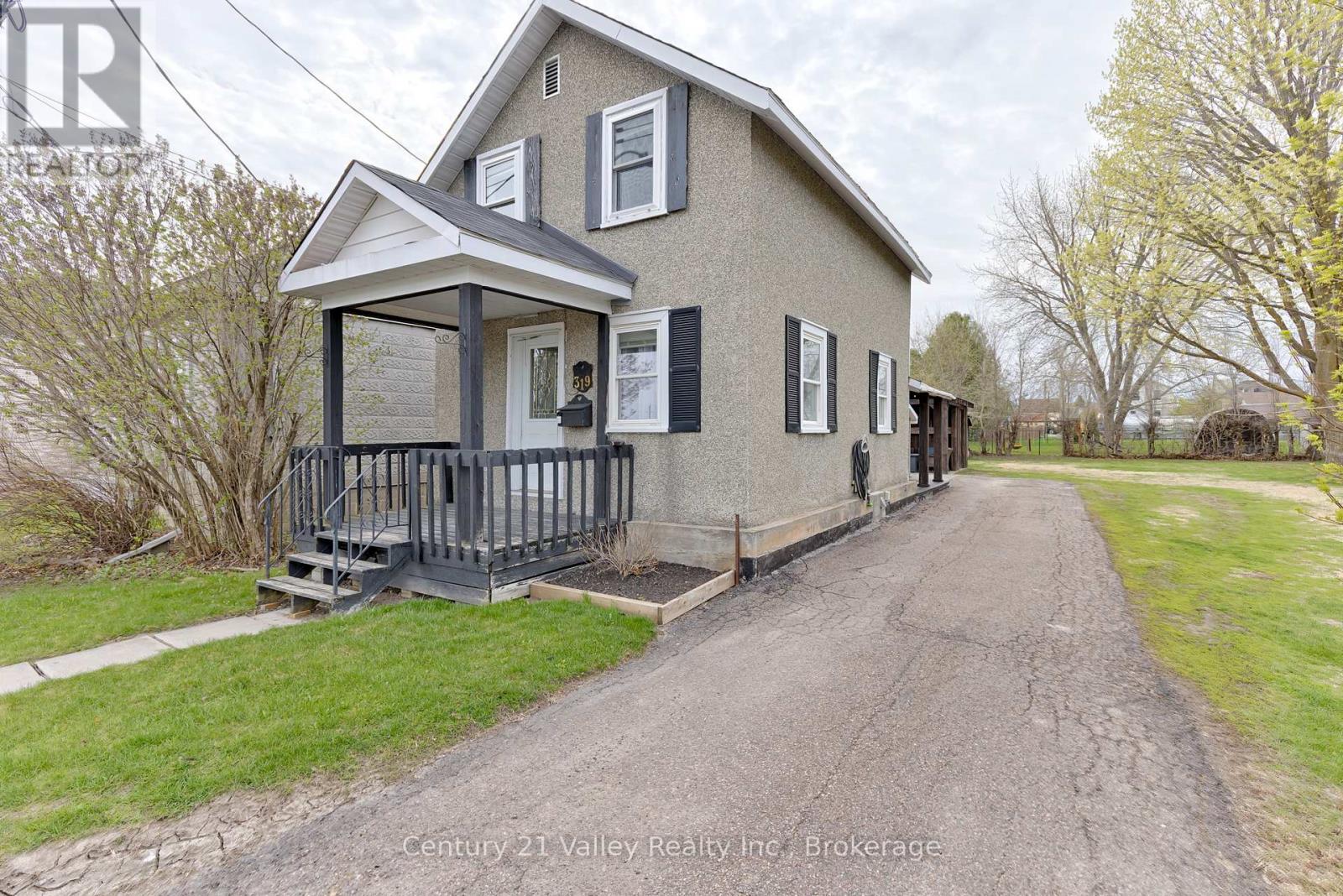 319 MARY AVENUE, Renfrew, Ontario