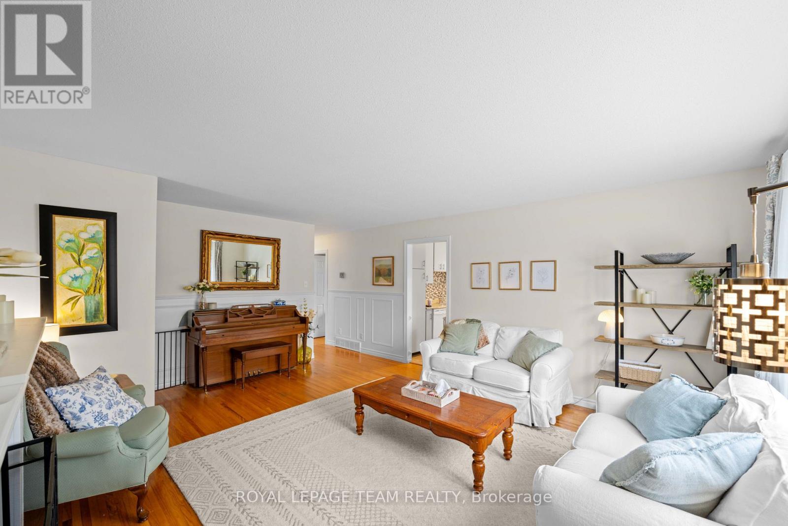 153 Post Road, Ottawa, Ontario  K2L 1L1 - Photo 9 - X13100740