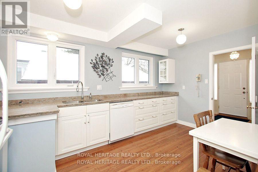 65 Bennett Road, Toronto (West Hill), Ontario  M1E 3Y2 - Photo 20 - E13100726