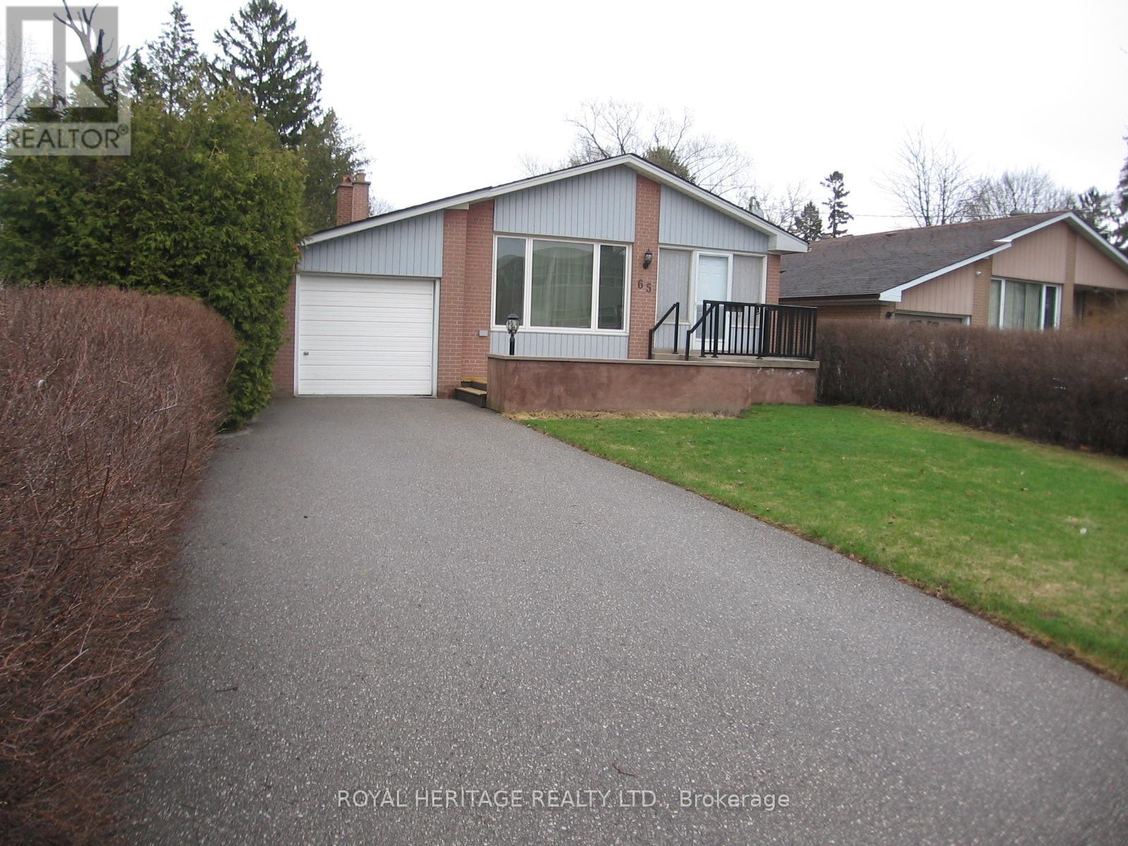 65 Bennett Road, Toronto (West Hill), Ontario  M1E 3Y2 - Photo 4 - E13100726