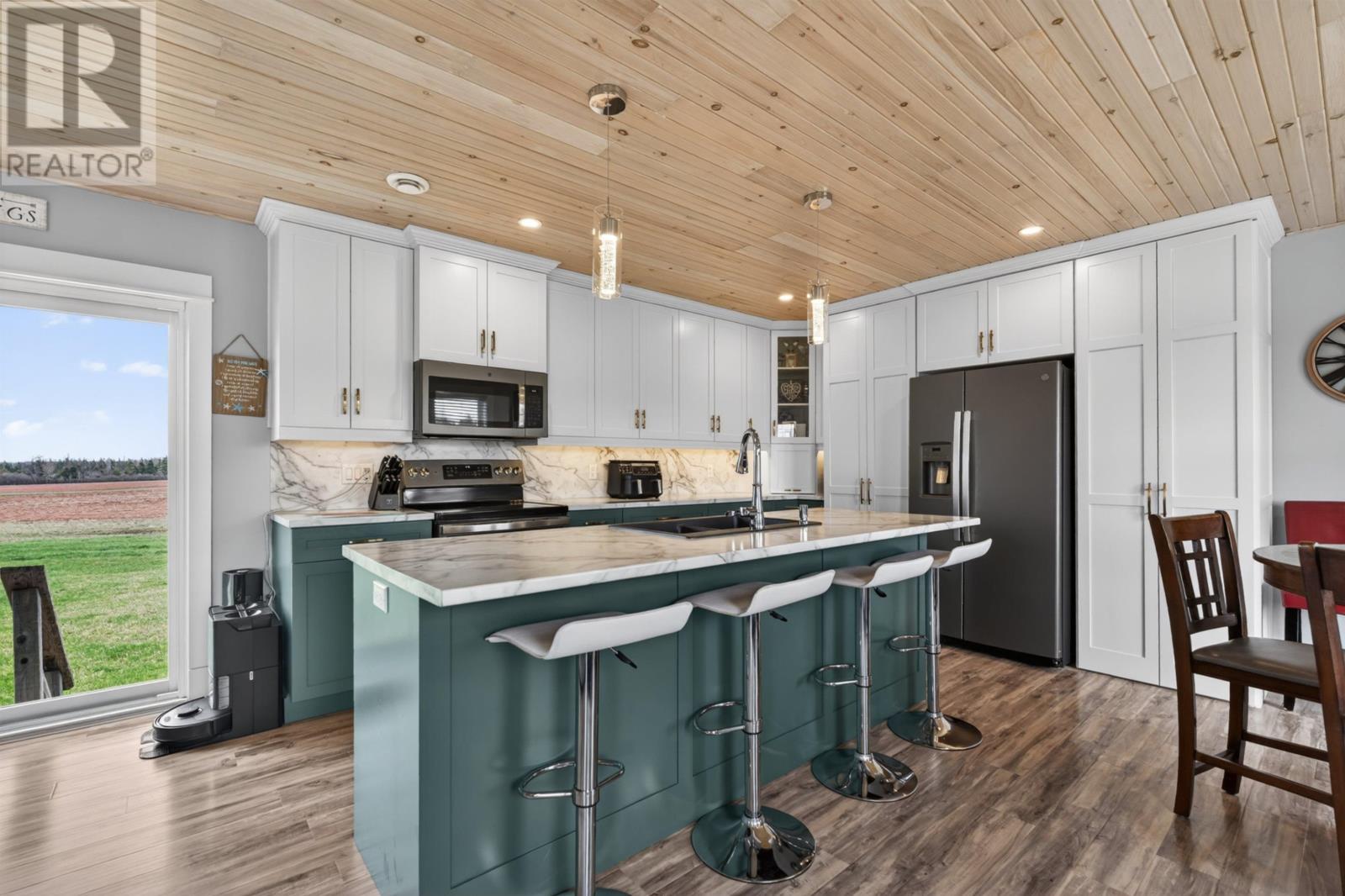 36542 Western Road, Coleman, Prince Edward Island  C0B 1H0 - Photo 16 - 202610185