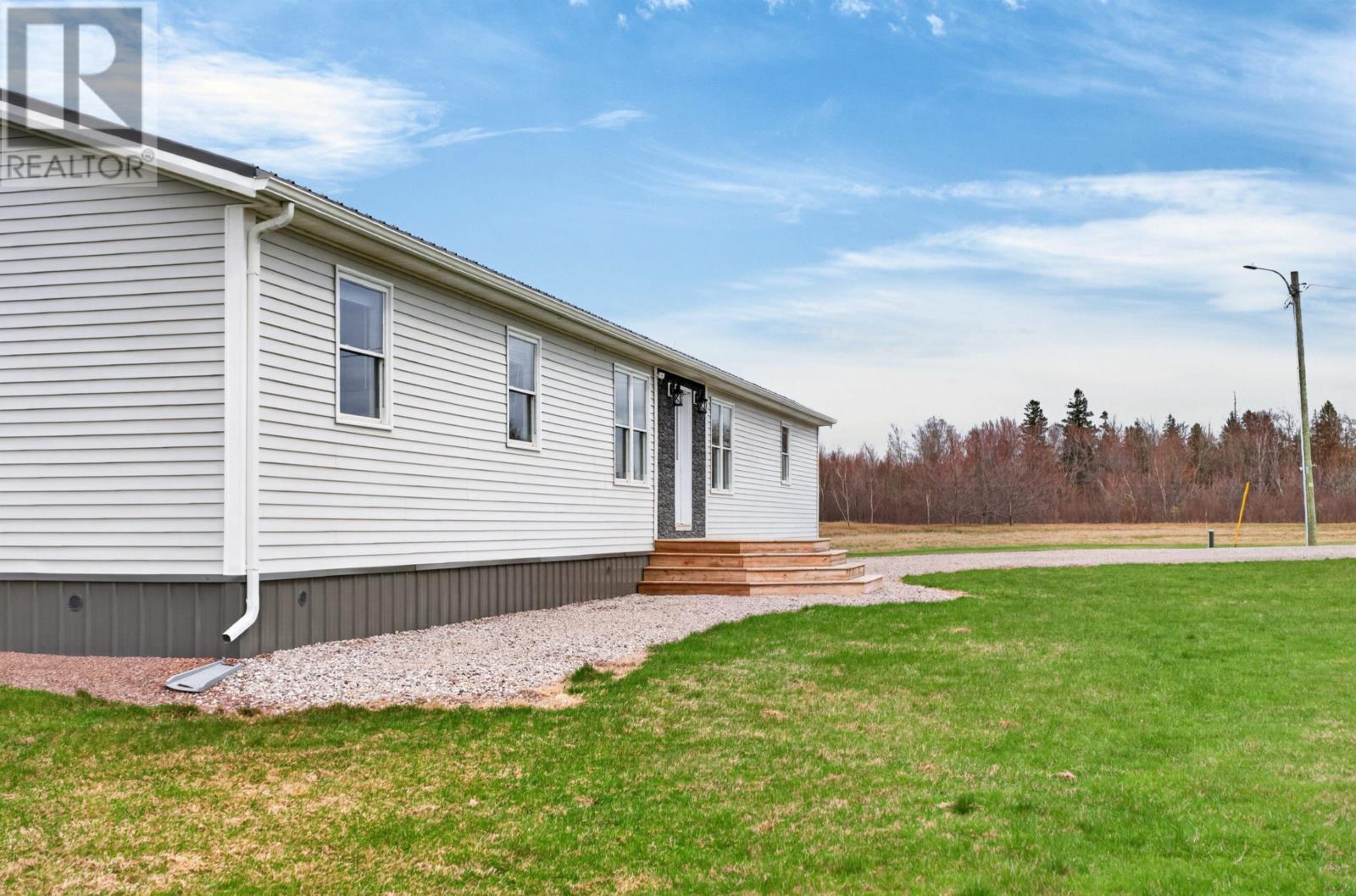 36542 Western Road, Coleman, Prince Edward Island  C0B 1H0 - Photo 5 - 202610185