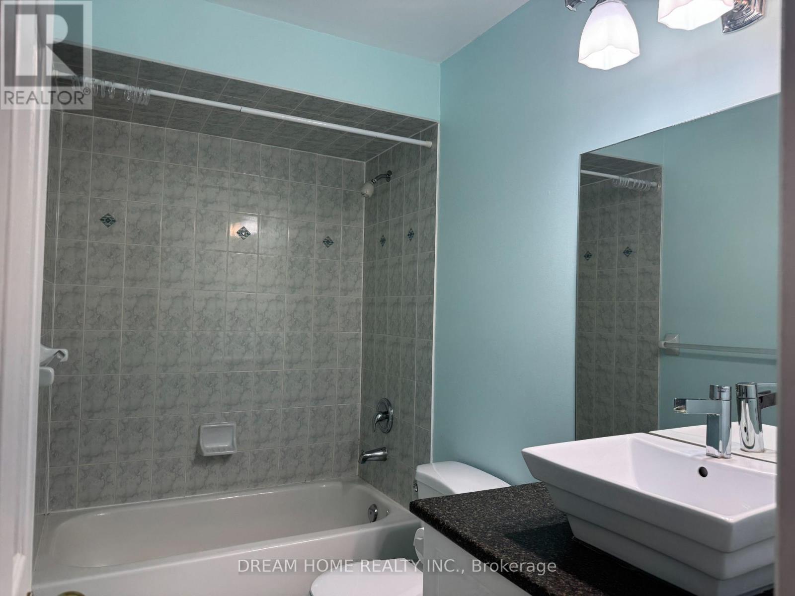 222 Coleridge Drive, Newmarket (Summerhill Estates), Ontario  L3X 2T4 - Photo 13 - N13100712