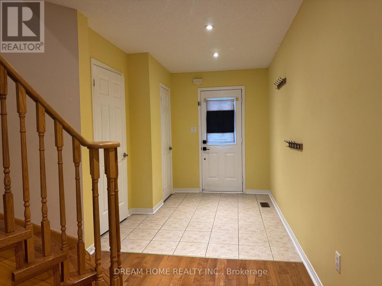 222 Coleridge Drive, Newmarket (Summerhill Estates), Ontario  L3X 2T4 - Photo 8 - N13100712
